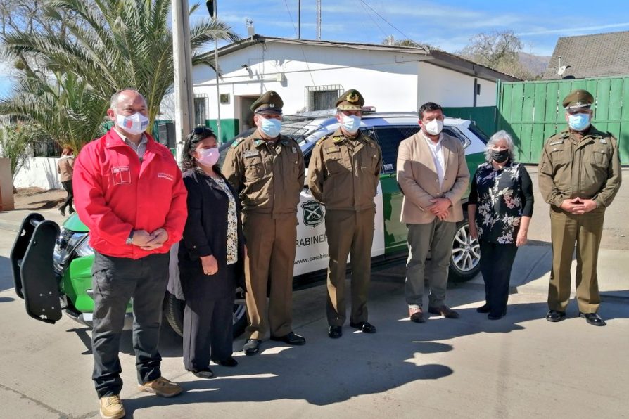 Carabineros recibe nuevos vehículos para fortalecer su labor preventiva