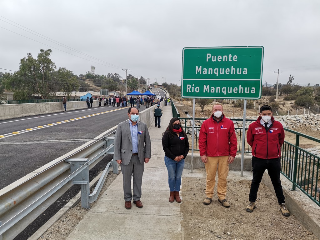 Inauguran nuevo puente de Manquehua en la comuna de Combarbalá