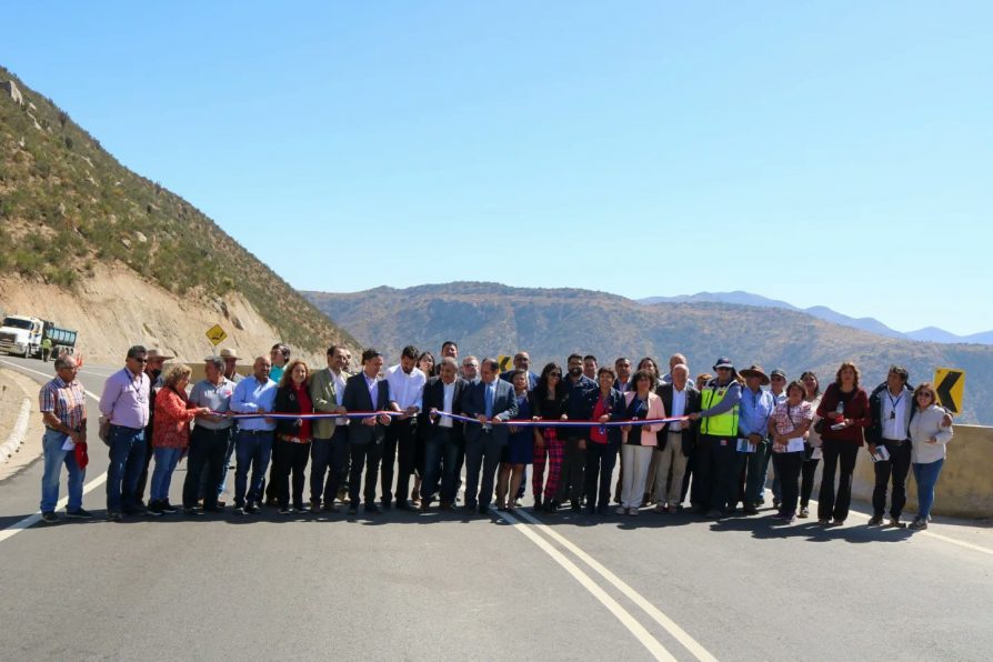 <strong>MOP inaugura obras de mejoramiento de la Ruta D-605 que conecta Punitaqui y Combarbalá</strong>