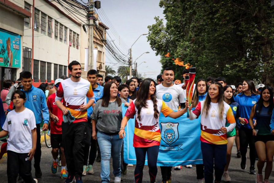 Antorcha de los Juegos Panamericanos iluminó Coquimbo y La Serena