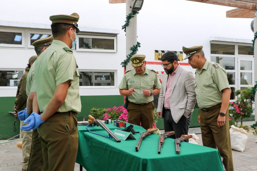 Multimillonarios decomisos marcan la primera semana de Carabineros por el Plan Cannabis