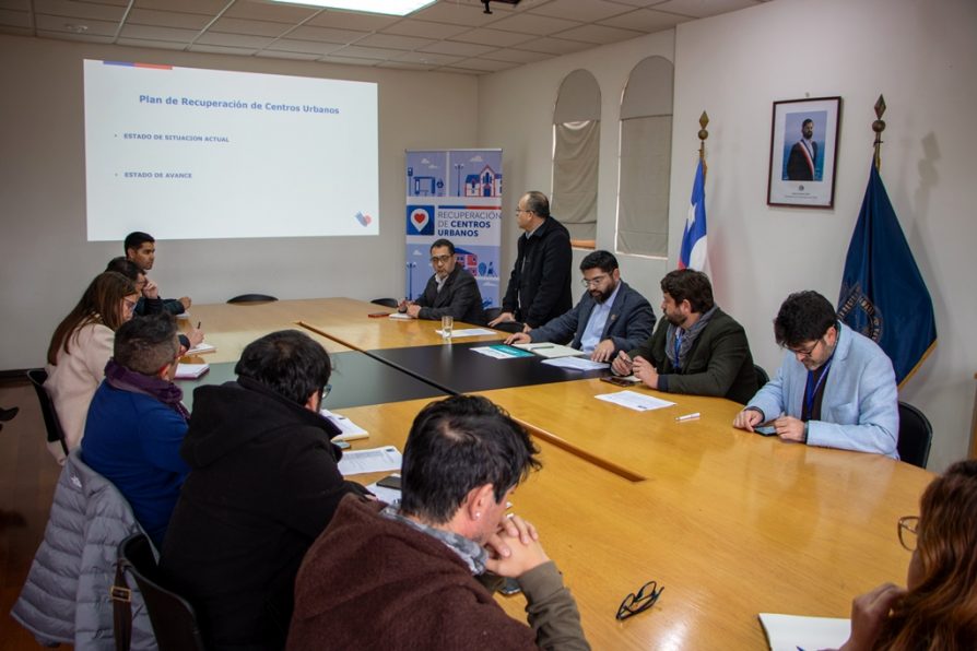 Aprueban técnicamente proyecto para recuperar esculturas de Avenida Francisco de Aguirre