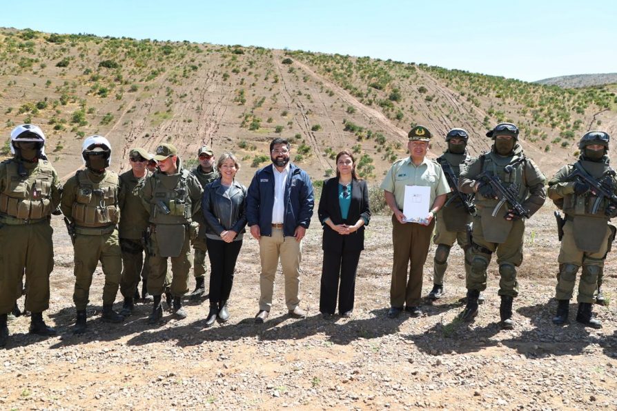 Bienes Nacionales entrega de inmueble fiscal donde se emplazará futuro Centro de Entrenamiento de Carabineros de Chile en Huachalalume