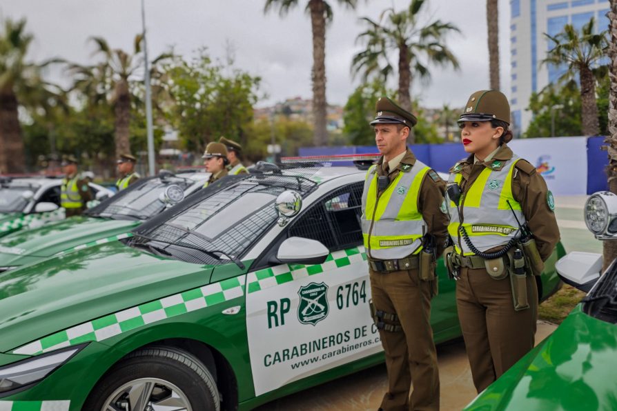 Con una inversión de casi $1.000 millones: Carabineros recibe 28 nuevos y modernos vehículos