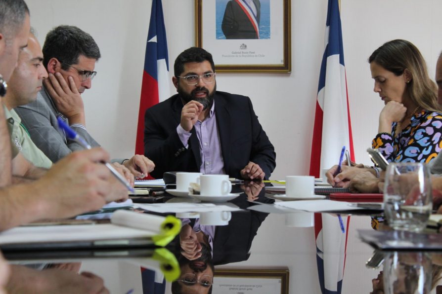 Gobierno, Carabineros y municipio revisan estrategias para fortalecer la seguridad en el centro de La Serena