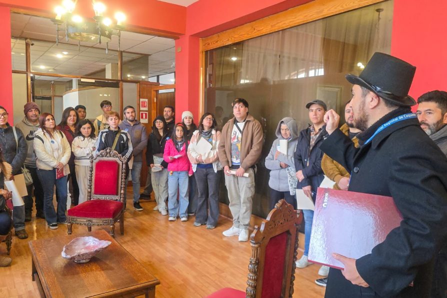 Más de 120 personas visitaron el edificio de la ex Intendencia en el Día de los Patrimonios
