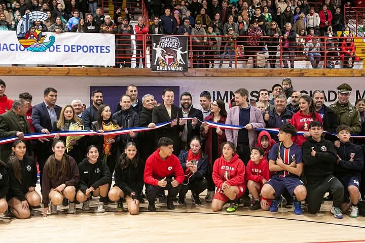 Con una cancha de nivel internacional inauguran remodelado Gimnasio Techado Municipal de Coquimbo