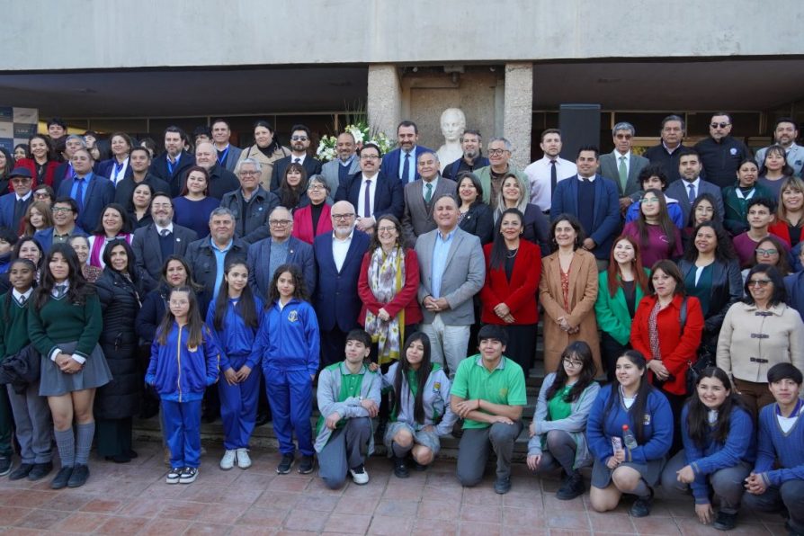 Autoridades, comunidades educativas y gremios dan inicio oficial a SLEP Elqui