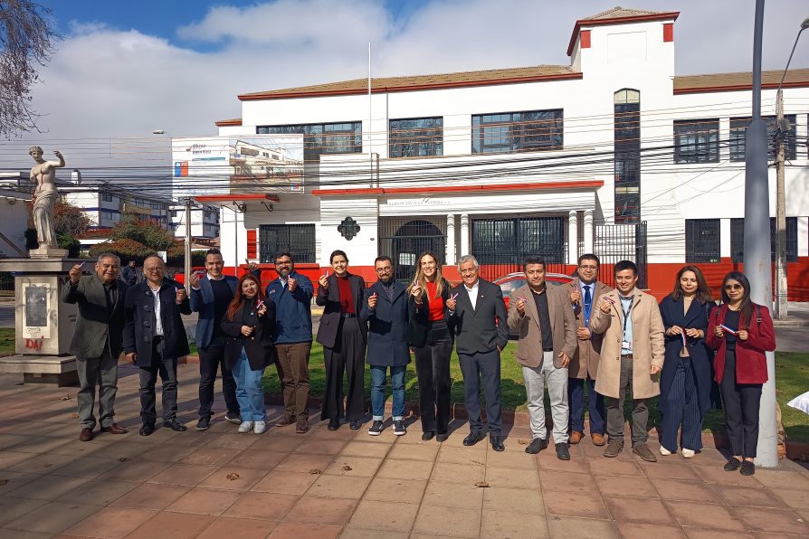 Colegios públicos de La Serena estrenan fachadas restauradas gracias al programa de recuperación de espacios del Gobierno