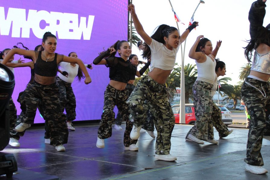 Festival de danzas urbanas hizo bailar a La Serena