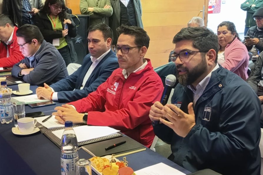 Mesa Regional Caprina: Comprometen recursos para las veranadas y anuncian nueva estructura de coordinación