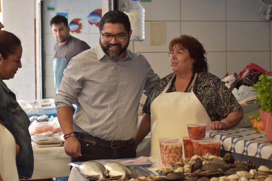 Tongoy comienza a reactivarse luego de una semana con “marea roja”