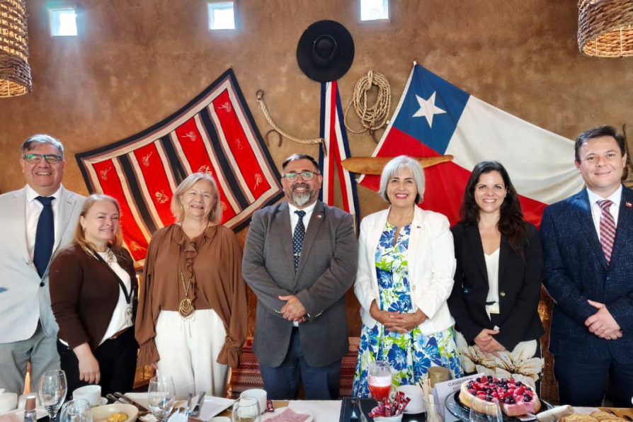 Gobierno y Cámara de Turismo refuerzan trabajo conjunto para potenciar el sector en la Región de Coquimbo