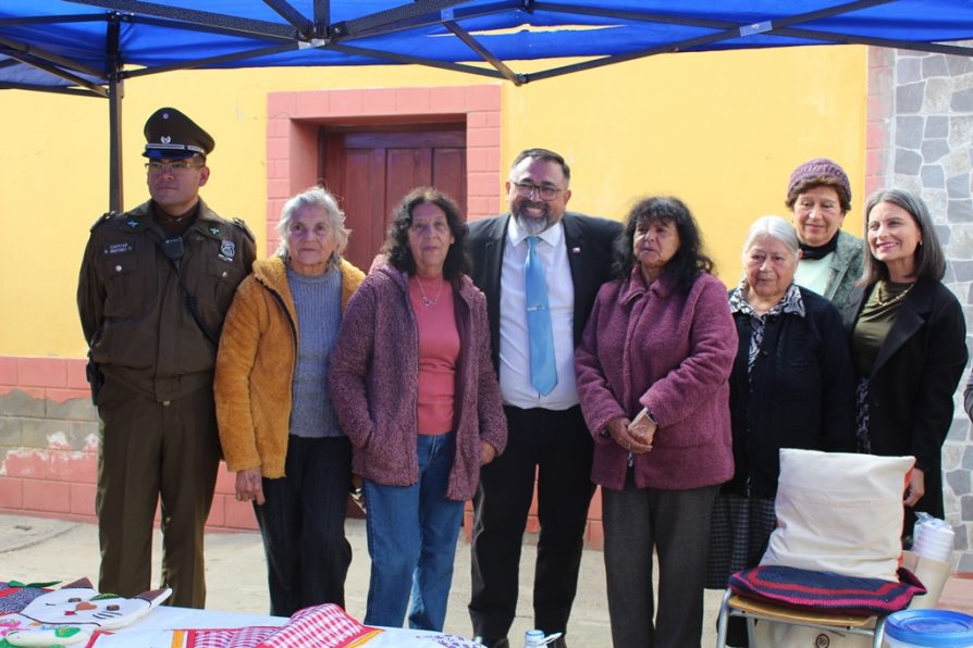 Gobierno fortalece presencia en terreno con feria de servicios públicos en el sector Las Compañías de La Serena