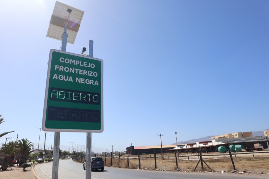 Instalan letreros dinámicos en Ruta 41-CH para informar en tiempo real estado del Paso Agua Negra.
