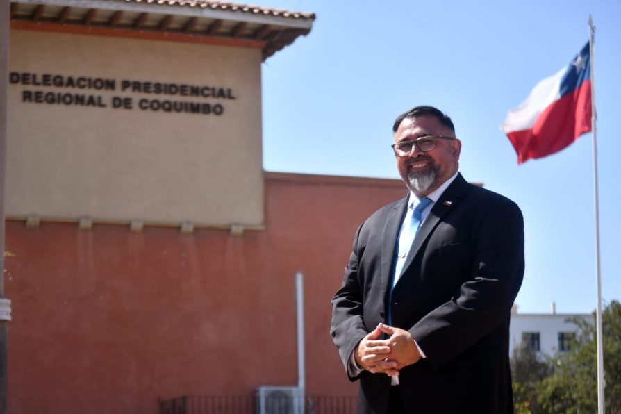 La política del terreno contra la política entre cuatro paredes