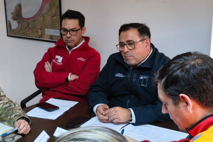 Gobierno refuerza capacidad de respuesta ante intensificación del sistema frontal y eventuales cortes de caminos