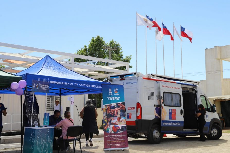 Gobierno invita a disfrutar unas Fiestas Patrias seguras con Fonda Preventiva de servicios públicos en Coquimbo