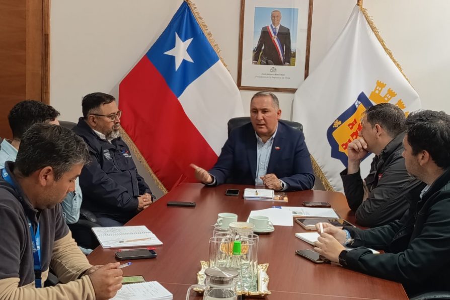 Gobierno intensificará resguardo de infraestructura vial y encausamiento del Río Elqui ante crecida de su caudal.